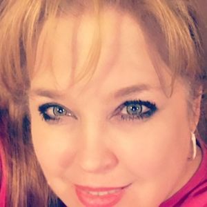 Meet your Posher, Niki